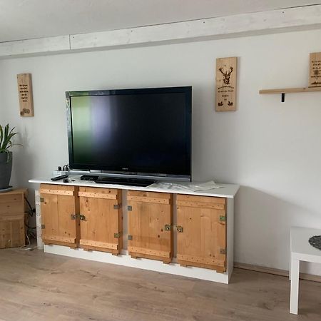 Schoene Moderne & Rustikale Einliegerwohnung Mit Kueche 施拉姆贝格 外观 照片
