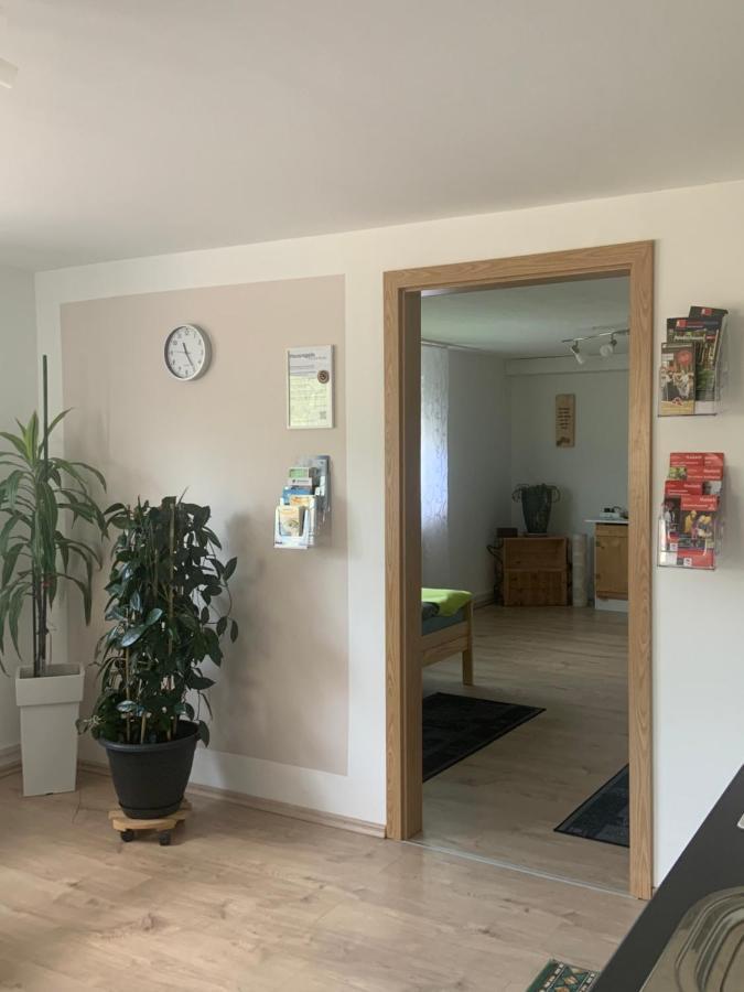 Schoene Moderne & Rustikale Einliegerwohnung Mit Kueche 施拉姆贝格 外观 照片